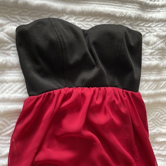 2/$15 Asymmetrical black and red strapless dress - Picture 2 of 4